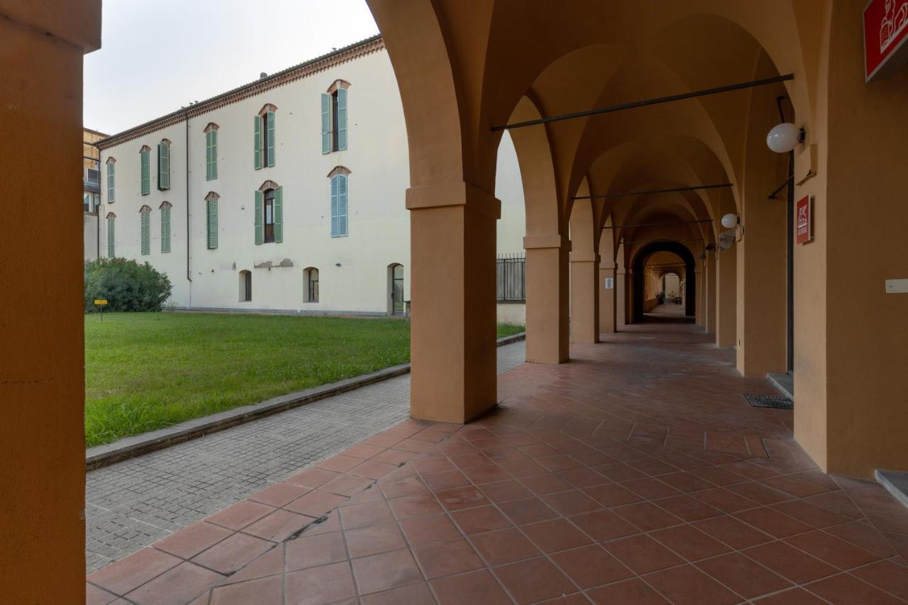Tranquil Elegance In The Heart Of Pisa - Historic Convent Apartment Bagian luar foto